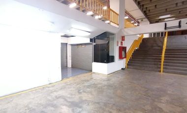 ISLA  EN RENTA  EN METRO ZAPATA.