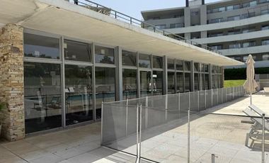 Departamento en Condominio Civis venta 2 amplios ambientes con cochera cubierta.