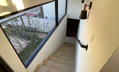 Casa en RENTA de 3 recámaras en privada en Conkal