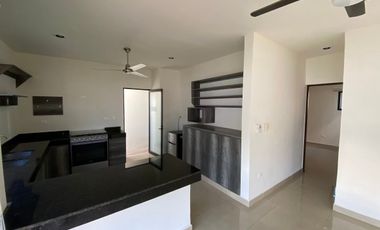 Casa en RENTA de 3 recámaras en privada en Conkal