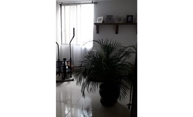 SE VENDE APARTAMENTO EN EL CENTRO REMODELADO de 103mt CERCA AL LAGO
