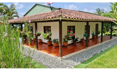 Finca campestre en venta - Santa Elena, El Cerrito, Valle, Colombia