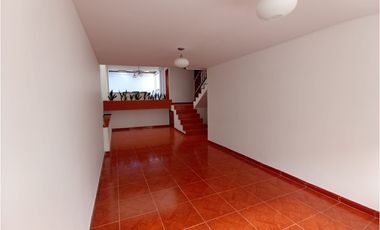 Casa en arriendo, barrio Palermo, Manizales