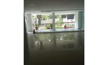 LOCAL EN VENTA EDIF. PLAZA GRANADA - AURORA