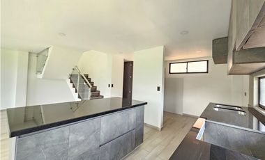 SE VENDE CASA EN COTA VEREDA LA MOYA - CAMELLON STA ROSALIA