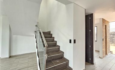 SE VENDE CASA EN COTA VEREDA LA MOYA - CAMELLON STA ROSALIA