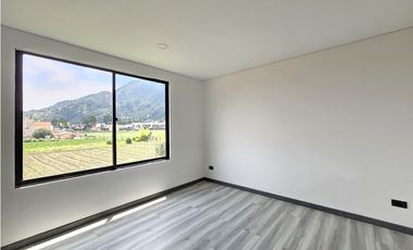 SE VENDE CASA EN COTA VEREDA LA MOYA - CAMELLON STA ROSALIA