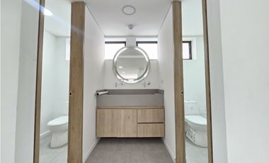 SE ARRIENDA AMPLIO EDIFICIO EN LAS NIEVES - CENTRO DE BOGOT