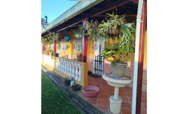Descanso y Naturaleza: Casa Finca en Venta en El Peñol FR