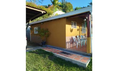 Descanso y Naturaleza: Casa Finca en Venta en El Peñol FR
