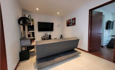 Casa en Venta Cota | 3 Habitaciones | Jacuzzi | Vista a Montaña