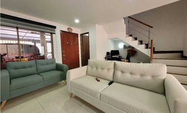 Casa en Venta Cota | 3 Habitaciones | Jacuzzi | Vista a Montaña