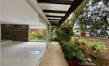 Casa en Arriendo en Envigado sector Benedictinos