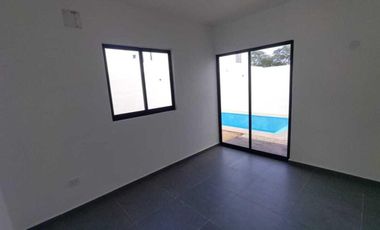 CASA EN VENTA EN TAGORA RESIDENCIAL MODELO PLUS, CONKAL.