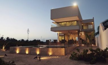 RESIDENCIA EN VENTA FRENTE AL MAR EN LAS PLAYAS DE SAN BRUNO, YUCATÁN.