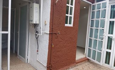 Casa en RENTA, en Ciudad Satélite Cod. Sr535 