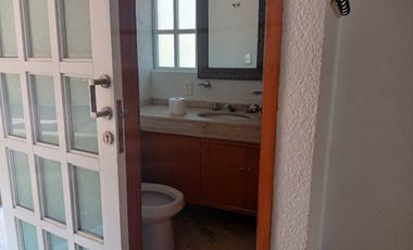 Casa en RENTA, en Ciudad Satélite Cod. Sr535 