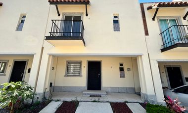 Casa en renta en Alta California 3 recámaras