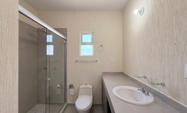 Casa en renta en Alta California 3 recámaras