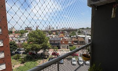 Departamento de tres ambiente en venta en las torres de coto en Sarandi