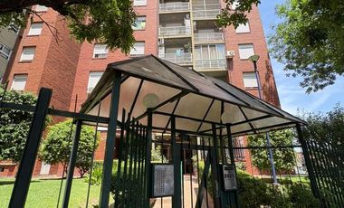 Departamento de tres ambiente en venta en las torres de coto en Sarandi