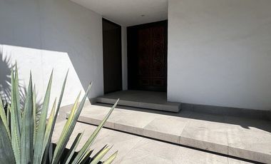 Excelente propiedad en Jardines de la Montaña