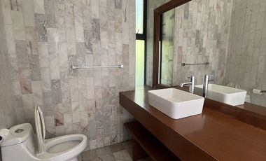 Excelente propiedad en Jardines de la Montaña