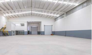 BODEGA COMERCIAL EN PARQUE SANTA CATARINA