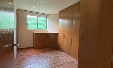 Casa en renta 2 recámaras y estudio, Fracc. Plaza San Diego