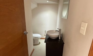 Casa en renta 2 recámaras y estudio, Fracc. Plaza San Diego