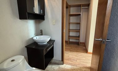 Casa en renta 2 recámaras y estudio, Fracc. Plaza San Diego