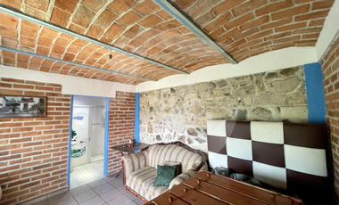 Casa de campo con gran terreno y vista privilegiada en Paraíso Escondido