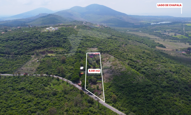 Casa de campo con gran terreno y vista privilegiada en Paraíso Escondido