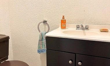 OFICINA/CONSULTORIO EN LA COLONIA DEL VALLE, MUY BUENA UBICACIÒN