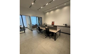 Venta de o alquila oficina en Marbella (BICSA Financial Center) GTA