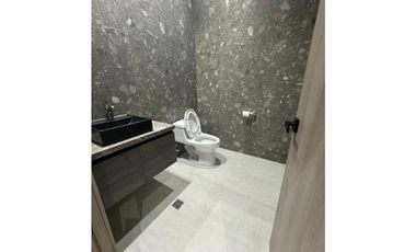 Venta de o alquila oficina en Marbella (BICSA Financial Center) GTA