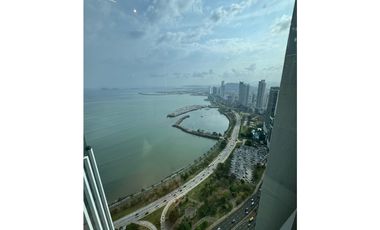 Venta de o alquila oficina en Marbella (BICSA Financial Center) GTA