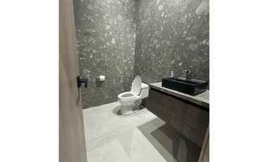 Venta de o alquila oficina en Marbella (BICSA Financial Center) GTA