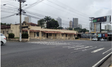 SAN FRANCISCO / LOCAL DE ESQUINA EN VIA PORRAS DE  2235M / 2 NIVELES