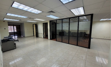 SAN FRANCISCO / 2235M / EDIFICIO COMERCIAL DE DOS PLANTAS / SOBRE VIA