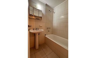 Venta dúplex en complejo hogar obrero Paso Del Rey