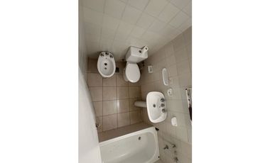 Venta dúplex en complejo hogar obrero Paso Del Rey