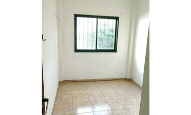 Calle 141 entre 58 y 59 - Departamento en Venta