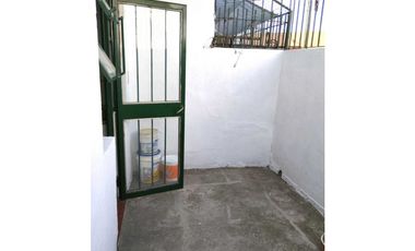 Calle 141 entre 58 y 59 - Departamento en Venta