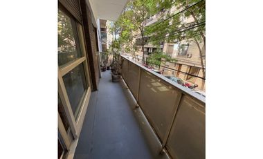 VENTA DEPTO 3 AMB CON DEP. A LA CALLE CON BALCON Y PATIO RECOLETA