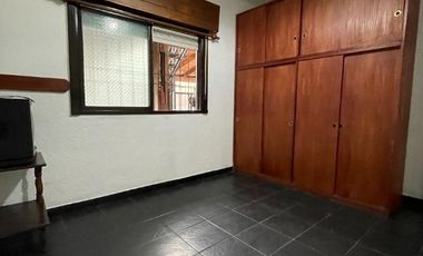 Casa PH en alquiler en Moron Sur