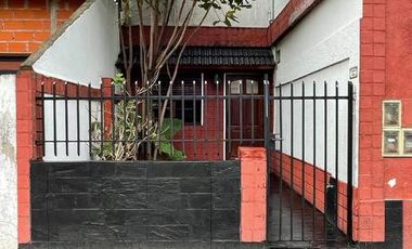 Casa PH en alquiler en Moron Sur