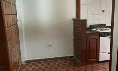 Casa PH en alquiler en Moron Sur