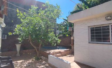 Casa PH en venta en Remedios de Escalada Este