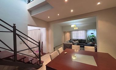 Casa PH en venta en Lanus Este